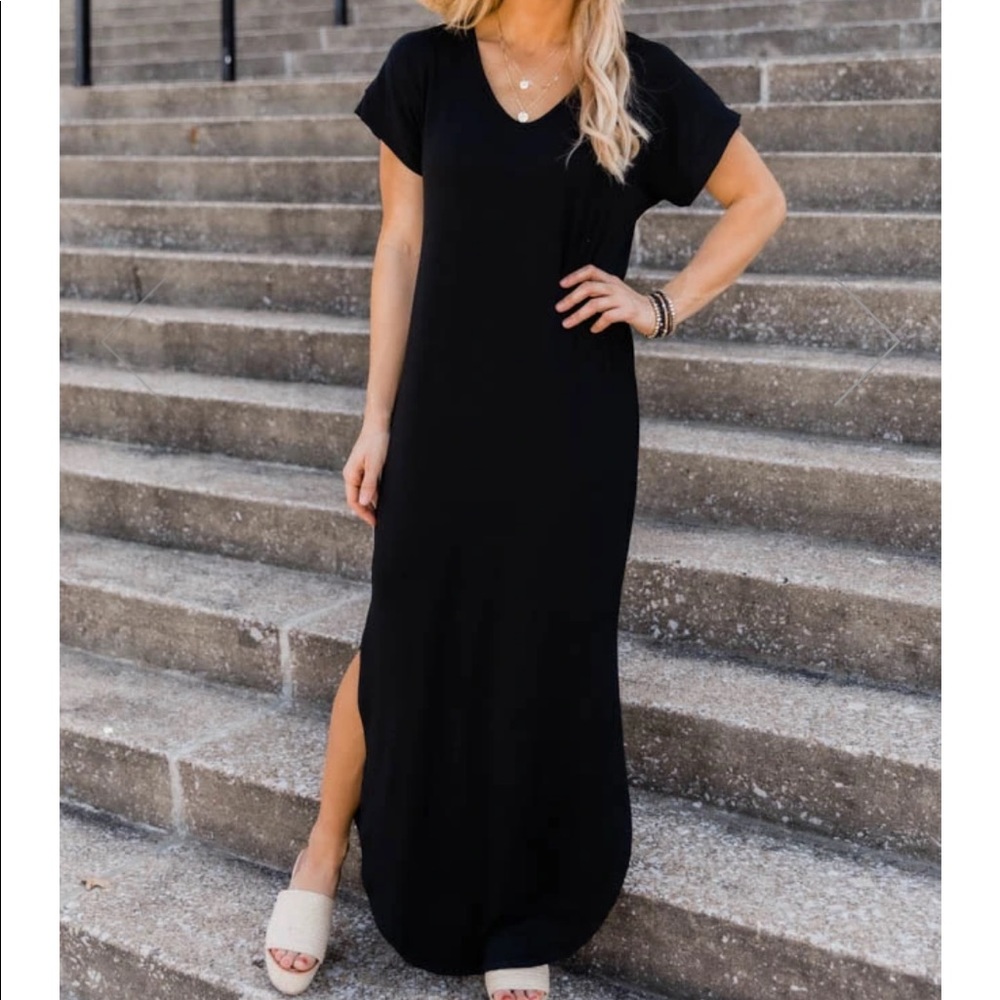 Black t-shirt maxi new with tags